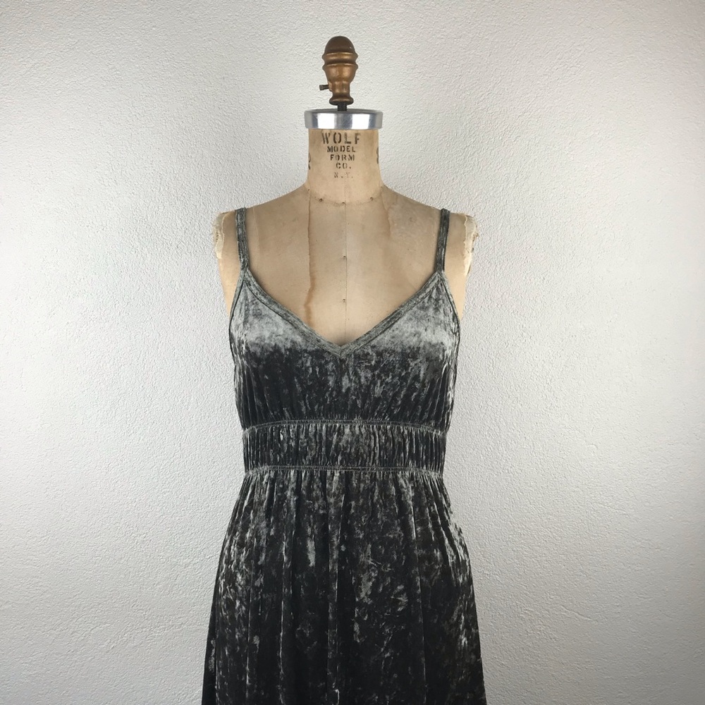 SOLD l Petra Crushed Velvet Boho Maxi Dress - Picture 3 of 9